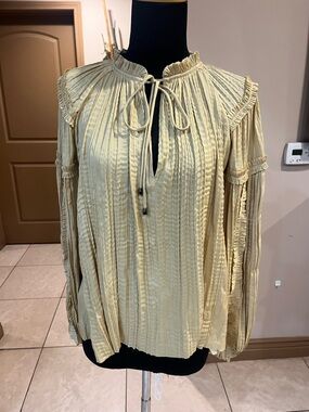 Blu Pepper Pleated Tie-Neck Peasant Blouse - Cream